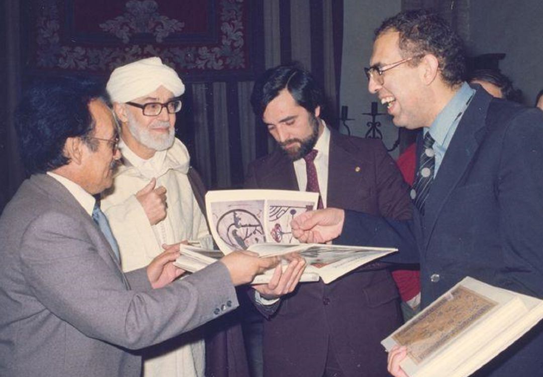 Julio Anguita y Al Kattani, durante su visita en 1981 a Córdoba Julio Anguita y Al Kattani, durante su visita en 1981 a Córdoba