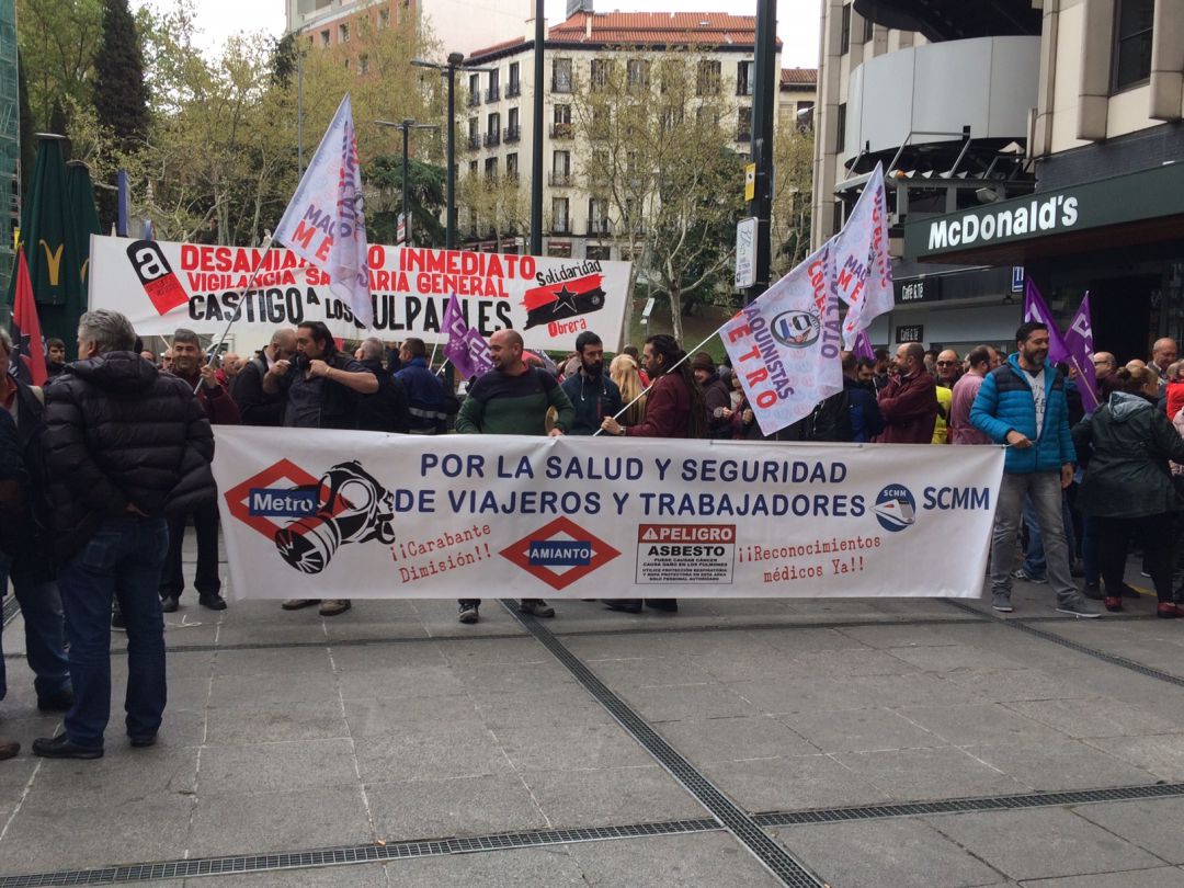 La muerte por amianto en Metro de Madrid llega a juicio La muerte por amianto en Metro de Madrid llega a juicio