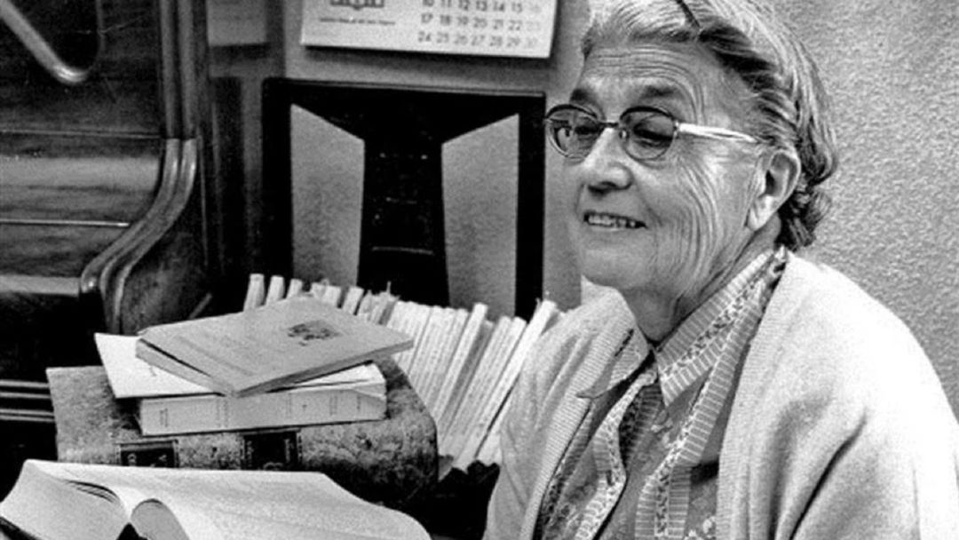 Más vale maña 08 - María Moliner Feminismo Zaragoza: Más vale maña 08 - María Moliner Más vale maña 08 - María Moliner Feminismo Zaragoza: Más vale maña 08 - María Moliner