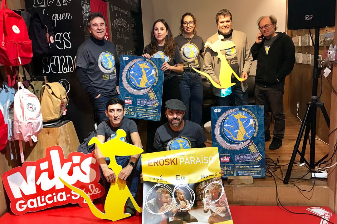 Presentación del cartel y de la camiseta de Cans Presentación del cartel y de la camiseta de Cans