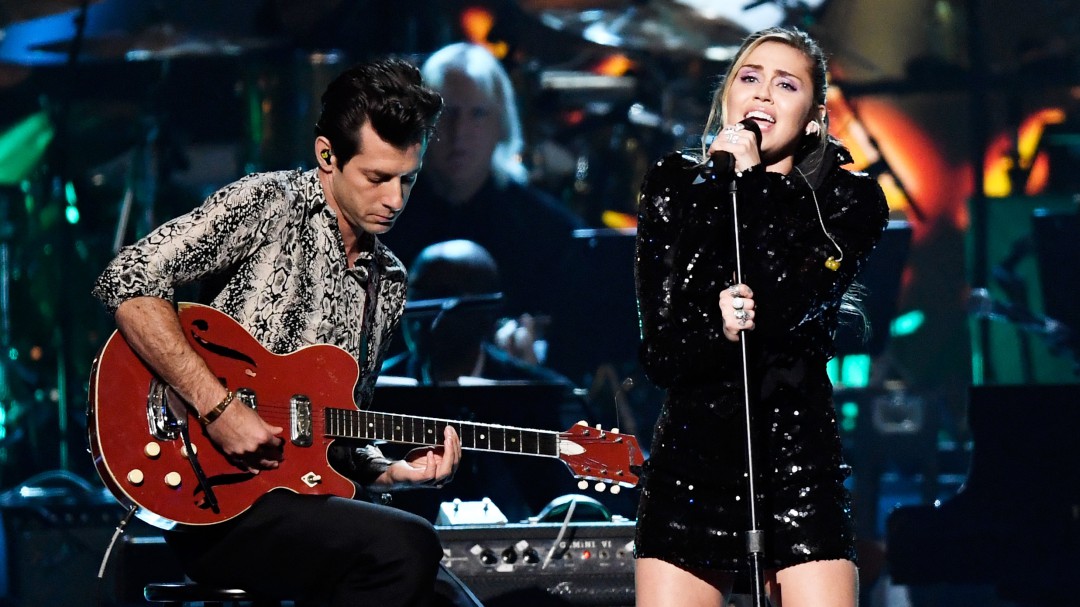 Miley Cyrus actuará en el Primavera Sound en sustitución de Cardi B