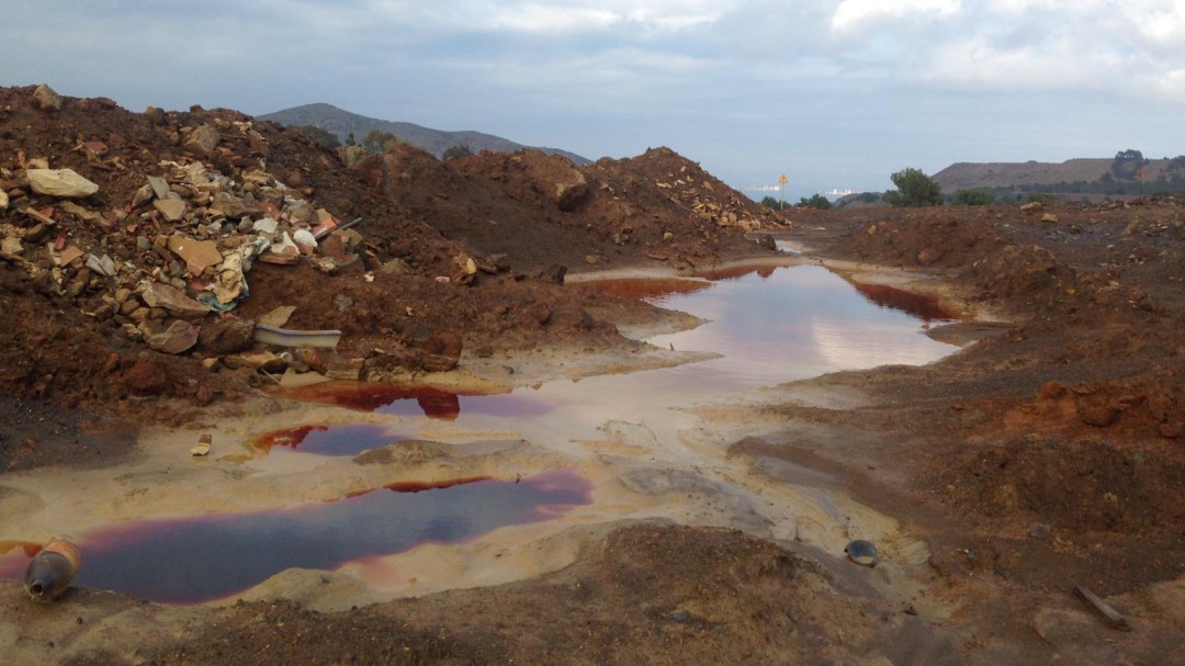 Aguas rojas desembocan en el Mar Menor, según la Plataforma de Afectados por la contaminación