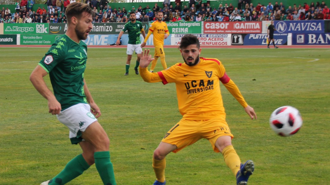 Rafa Navarro: "El partido frente a Jumilla es a todo o nada"