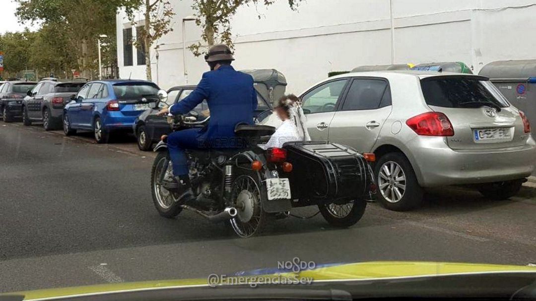 Boda con escolta policial Boda con escolta policial