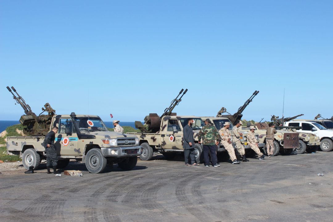 Vehículos militares en Tripoli Vehículos militares en Tripoli