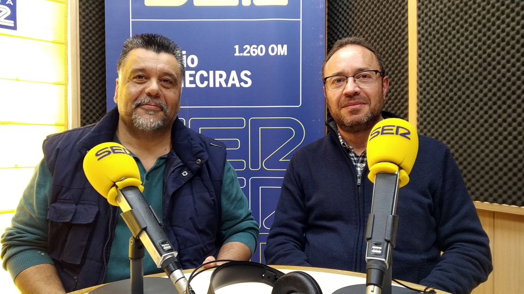 Manuel Palacios, representante de CC OO y Miguel Lara presidente de la Junta de Personal del Ayuntamiento de Algeciras aclaran la polémica de los 500 euros Manuel Palacios, representante de CC OO y Miguel Lara presidente de la Junta de Personal del Ayuntamiento de Algeciras aclaran la polémica de los 500 euros
