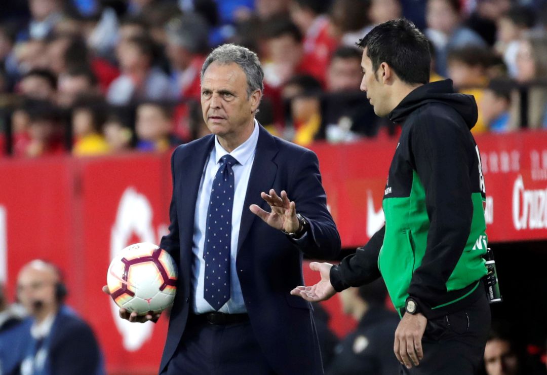 El Athletic manda "ánimo, aliento y fuerza" a su extécnico Caparros El Athletic manda "ánimo, aliento y fuerza" a su extécnico Caparros