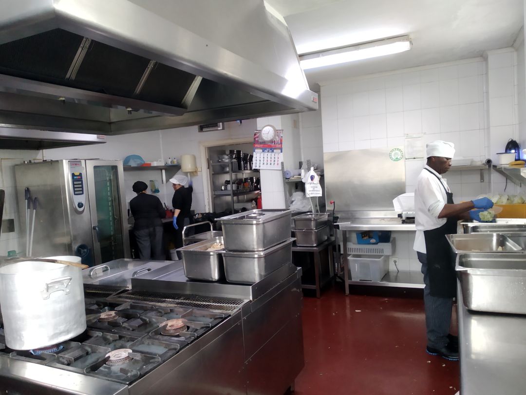 La empresa Algo Nuevo: 20 años en Salamanca ofreciendo comidas: El servicio social y de comunidad de Algo Nuevo, clave para más de 400 personas en Salamanca La empresa Algo Nuevo: 20 años en Salamanca ofreciendo comidas: El servicio social y de comunidad de Algo Nuevo, clave para más de 400 personas en Salamanca