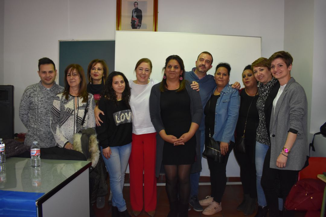La asociación de mujeres de etnia gitana 'Calí' celebra el Día Internacional del Pueblo Gitano en Socuéllamos La asociación de mujeres de etnia gitana 'Calí' celebra el Día Internacional del Pueblo Gitano en Socuéllamos
