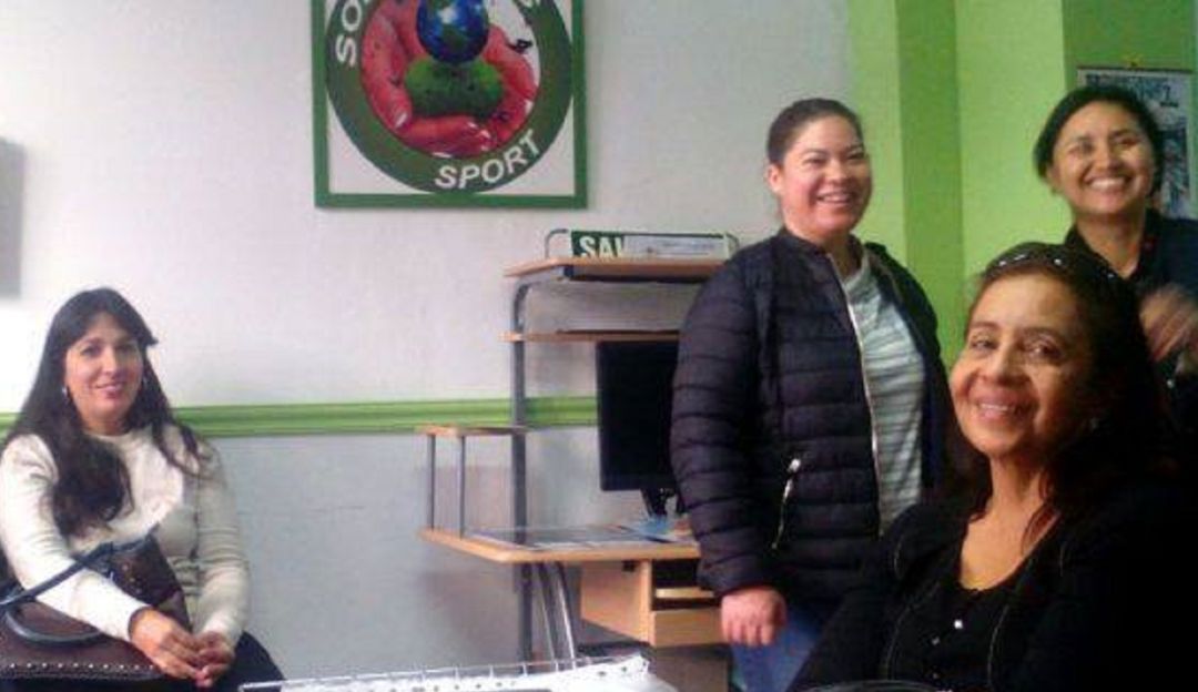 Participantes de los programas de Solidari@s Sport en la sede. Participantes de los programas de Solidari@s Sport en la sede.