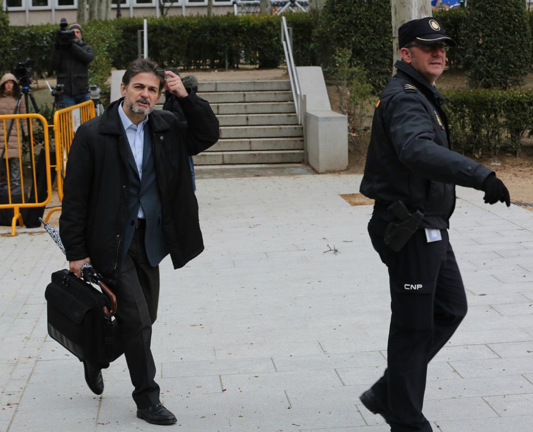 Oriol Pujol acude a la Audiencia Nacional a declarar Oriol Pujol acude a la Audiencia Nacional a declarar