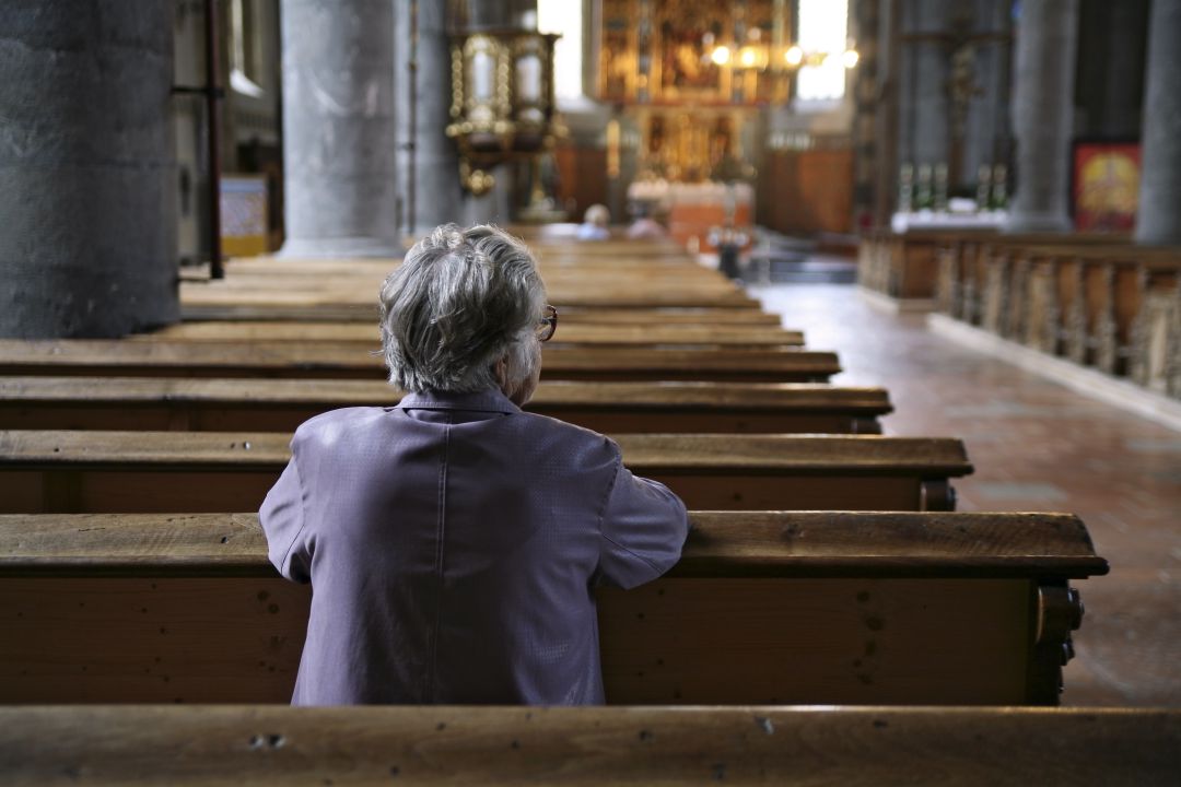 El 80% de las bodas son civiles y el 47% de los hijos nacen fuera del matrimonio: los datos de la secularización en España El 80% de las bodas son civiles y el 47% de los hijos nacen fuera del matrimonio: los datos de la secularización en España