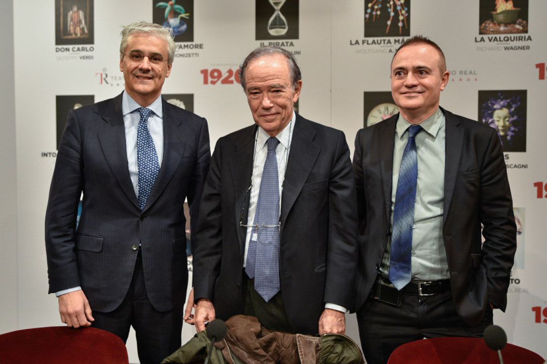 El presidente del Teatro Real, Gregorio Marañón (c), y los directores general y artístico, Ignacio García-Belenguer (i) y Joan Matabosch (d), durante la presentación este jueves de su temporada 2019-20 El presidente del Teatro Real, Gregorio Marañón (c), y los directores general y artístico, Ignacio García-Belenguer (i) y Joan Matabosch (d), durante la presentación este jueves de su temporada 2019-20