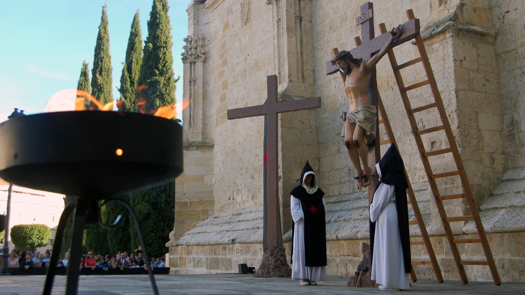 El Viernes Santo nos trae Los Pasos, el Descendimiento y el Santo Entierro