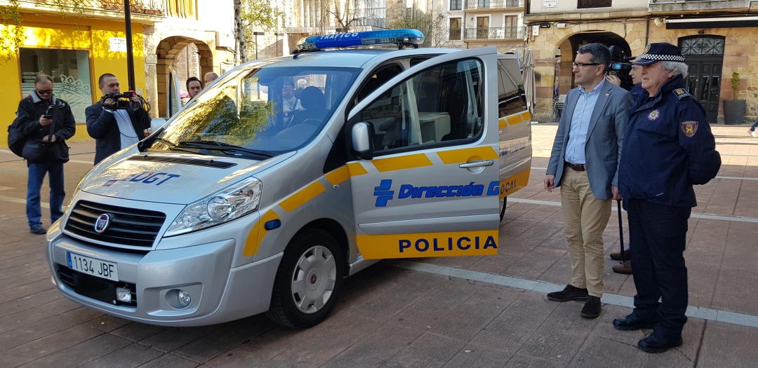 Vehiculo radar cedido por la DGT Vehiculo radar cedido por la DGT