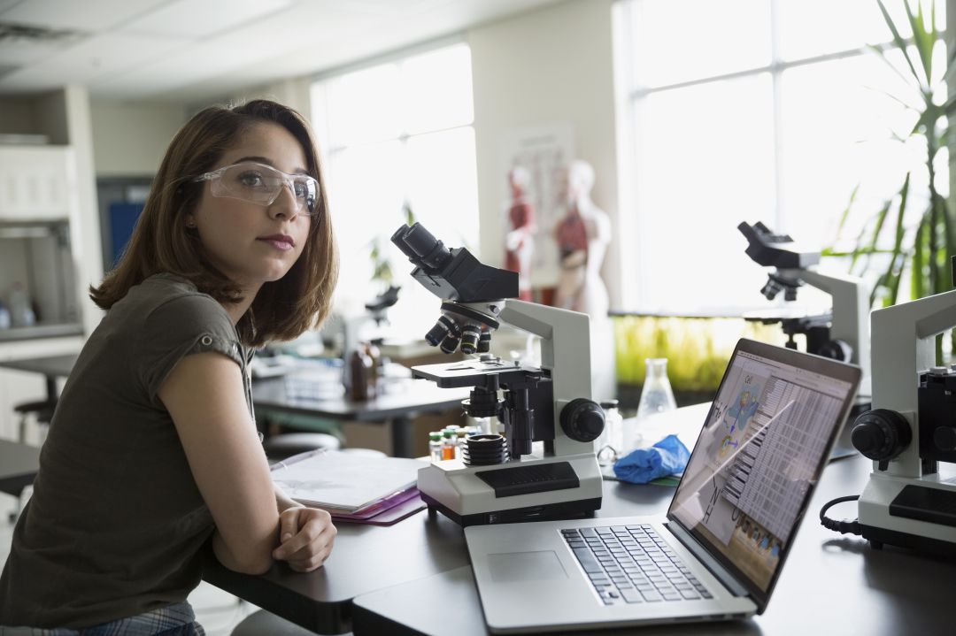¿Por qué las chicas no estudian ciencias? ¿Por qué las chicas no estudian ciencias?