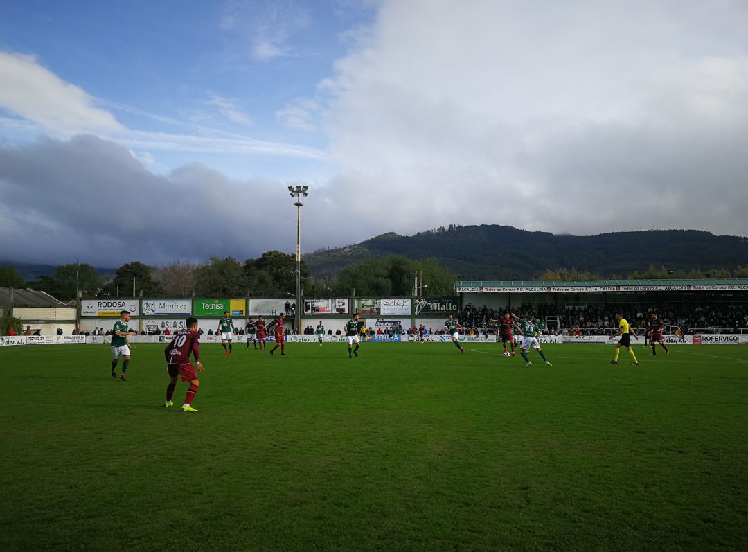 Coruxo 0 Pontevedra 1
Los granates se meten en puestos de play off Coruxo 0 Pontevedra 1
Los granates se meten en puestos de play off