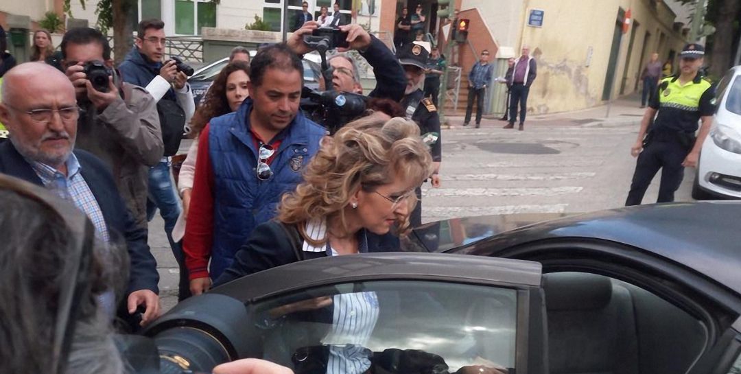 Rosa Cárdenas el día en el que pasó por el Juzgado de Instrucción nº2 de Jaén para participar en la investigación del caso Matinsreg. Rosa Cárdenas el día en el que pasó por el Juzgado de Instrucción nº2 de Jaén para participar en la investigación del caso Matinsreg.