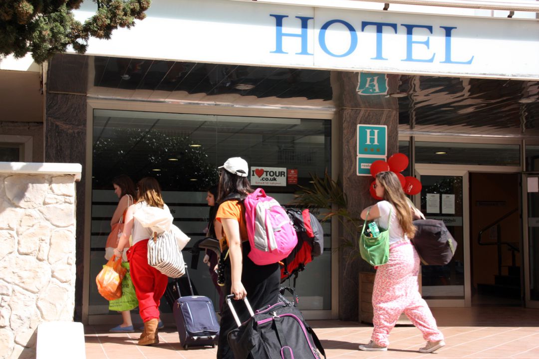Un de cada tres hotels de la Costa Daurada tanca per Setmana Santa Un de cada tres hotels de la Costa Daurada tanca per Setmana Santa