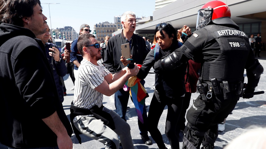 Vox anuncia una denuncia contra el responsable de la Ertzaintza en Donostia y Ciudadanos por los altercados en Errenteria