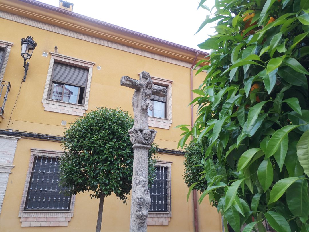 Nuevo acto vandálico contra el Cristo del Altozano de Santiago Nuevo acto vandálico contra el Cristo del Altozano de Santiago