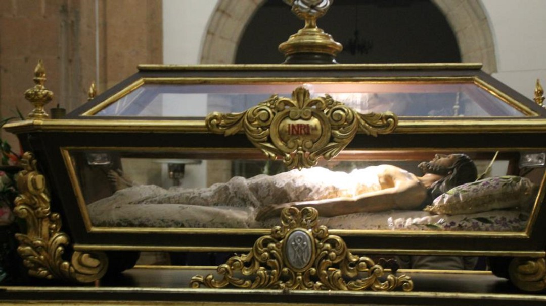 La Manchuela vive la Semana Santa con un ojo en la meteorología