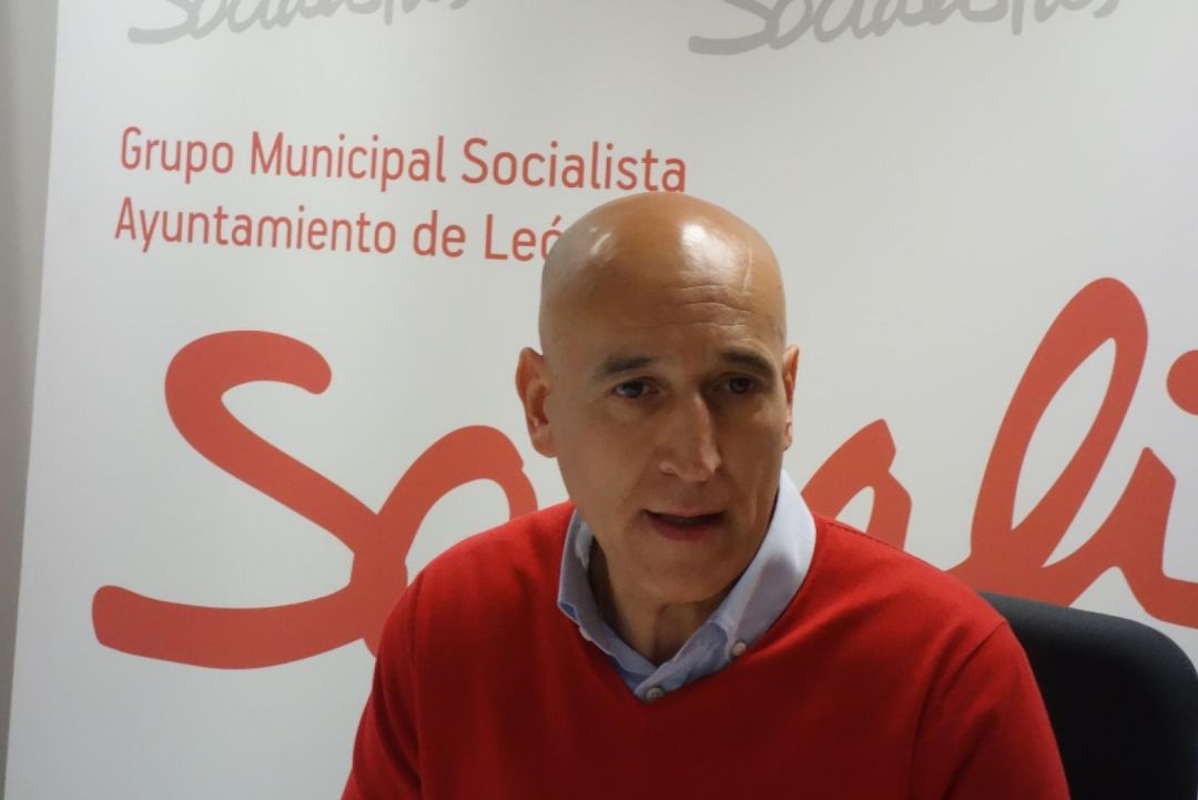 El PSOE denuncia que el PP solo ha licitado 2,3 de los 28 millones de los fondos Edusi El PSOE denuncia que el PP solo ha licitado 2,3 de los 28 millones de los fondos Edusi