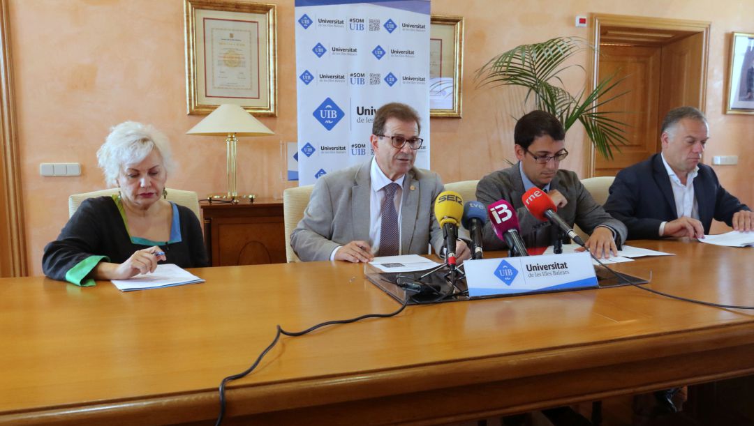 El 70% de graduados de la UIB encuentra trabajo a los 3 años de finalizar la carrera El 70% de graduados de la UIB encuentra trabajo a los 3 años de finalizar la carrera
