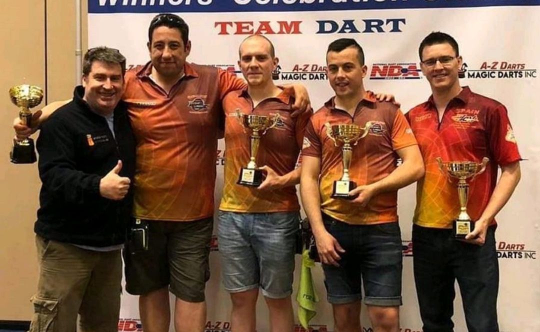 Equipo segoviano que se ha proclamado subcampeón de mundo de dardos Equipo segoviano que se ha proclamado subcampeón de mundo de dardos