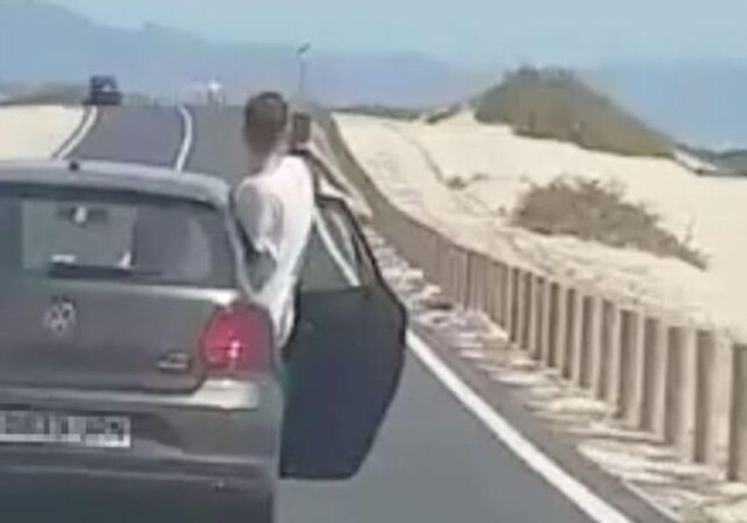 Privan del carné de conducir durante un año al conductor del coche en el que otro sacó su cuerpo en Fuerteventura