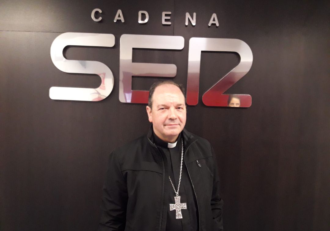 El obispo de Vitoria dice que hay homosexuales que "necesitan una ayuda curativa" para "sanar sus heridas"