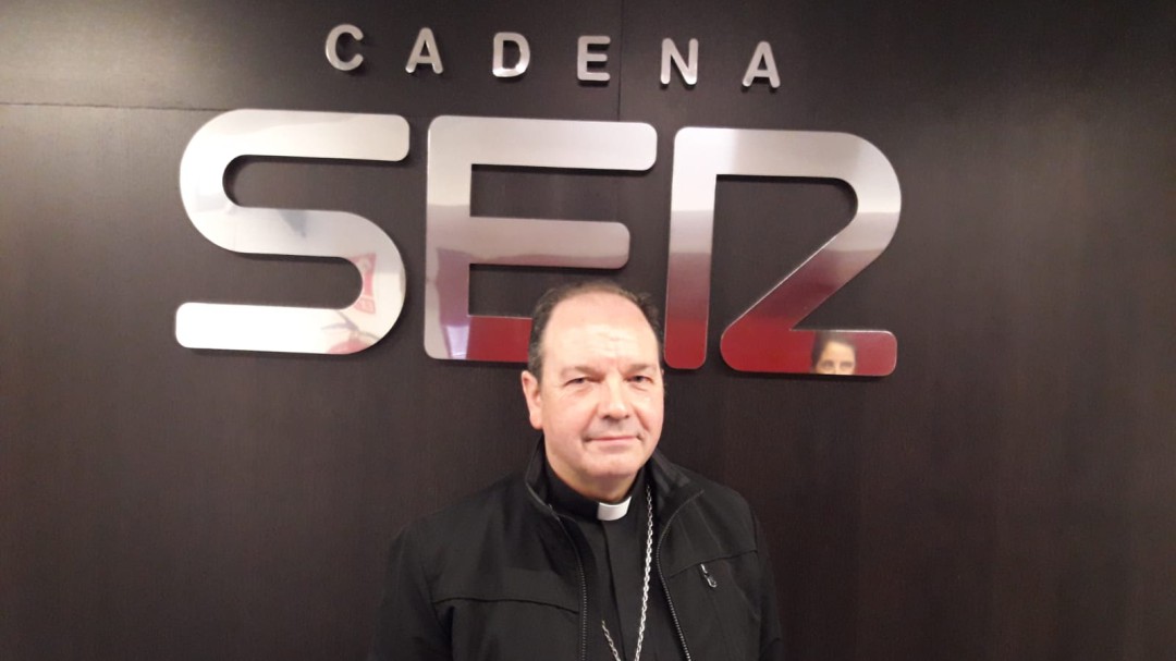 El obispo de Vitoria dice que hay homosexuales que "necesitan una ayuda curativa" para "sanar sus heridas"