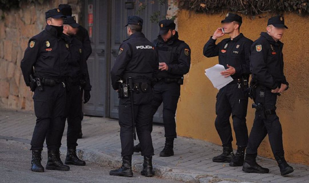Un joven apuñalado en Villaverde por el padre de su exnovia Un joven apuñalado en Villaverde por el padre de su exnovia