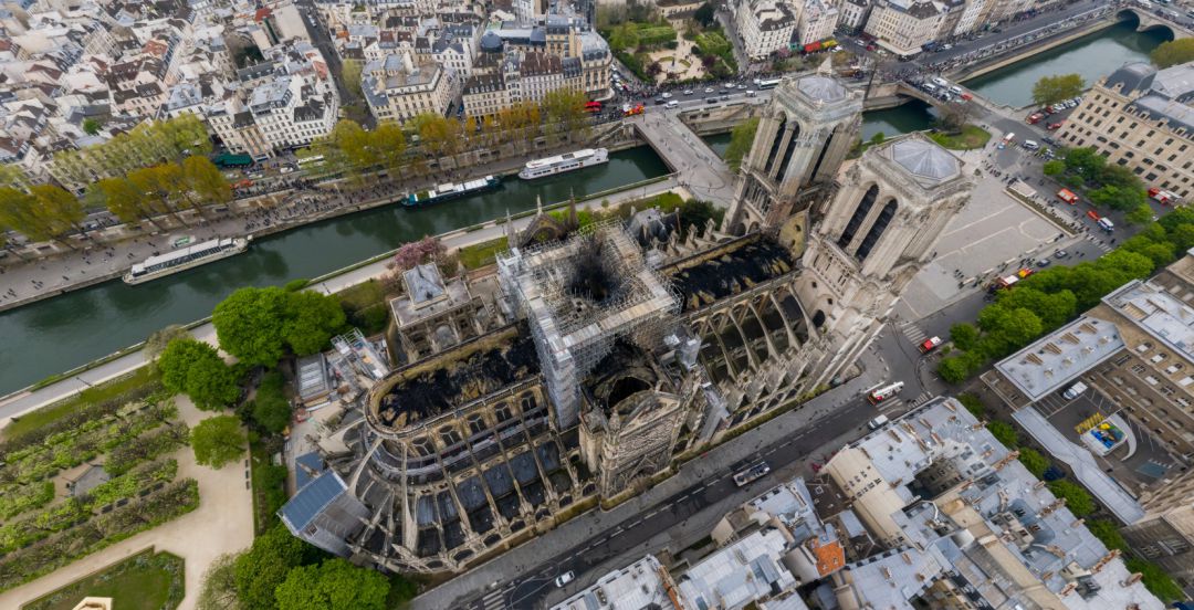 Notre Dame vista desde arriba tras el incendio del pasado lunes. Notre Dame vista desde arriba tras el incendio del pasado lunes.