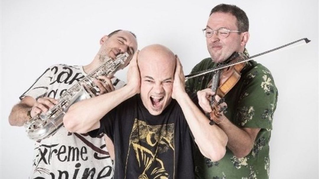 Miembros de Celtas Cortos en una imagen promocional de la formación Miembros de Celtas Cortos en una imagen promocional de la formación