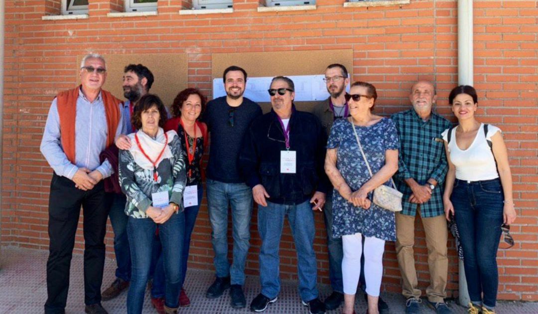 El número uno de Unidas Podemos, Alberto Garzón, ha pasado por la SER de Málaga para explicar sus propuestas: Garzón: "Somos partidarios de derogar las dos últimas reformas laborales" El número uno de Unidas Podemos, Alberto Garzón, ha pasado por la SER de Málaga para explicar sus propuestas: Garzón: "Somos partidarios de derogar las dos últimas reformas laborales"
