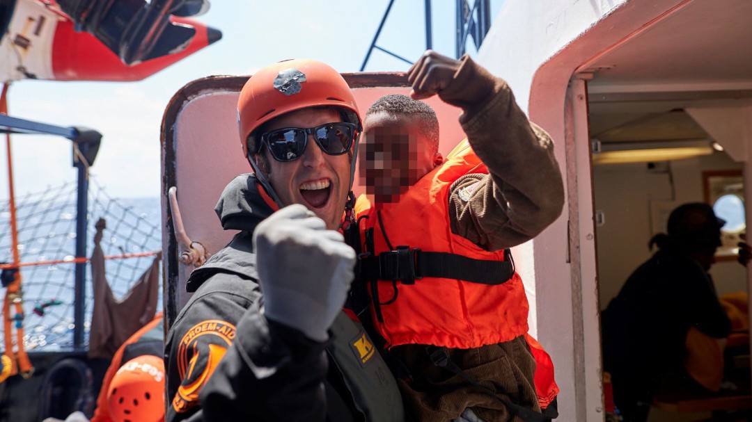 El joven cántabro que salva vidas en el Mediterráneo a bordo del "Alan Kurdi"