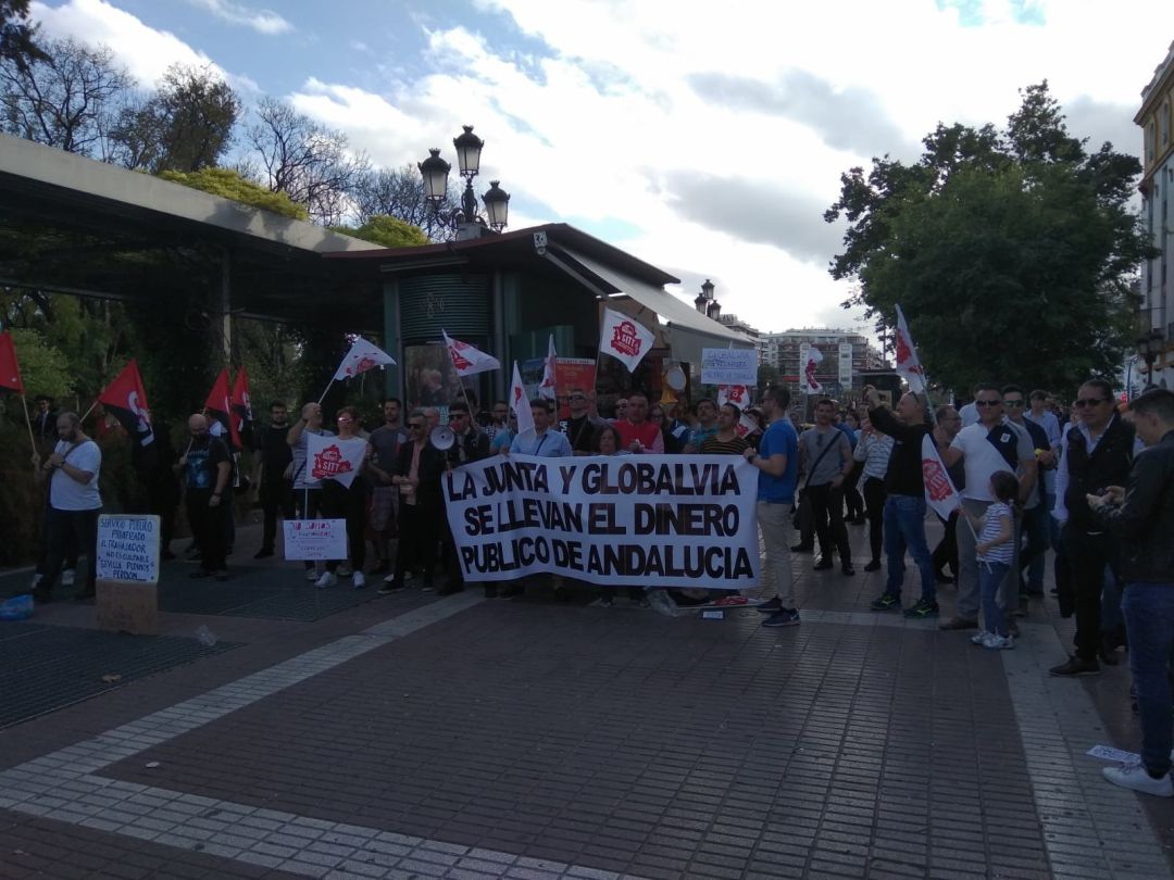 La plantilla del metro, en huelga, ve la situación en "punto muerto" La plantilla del metro, en huelga, ve la situación en "punto muerto"