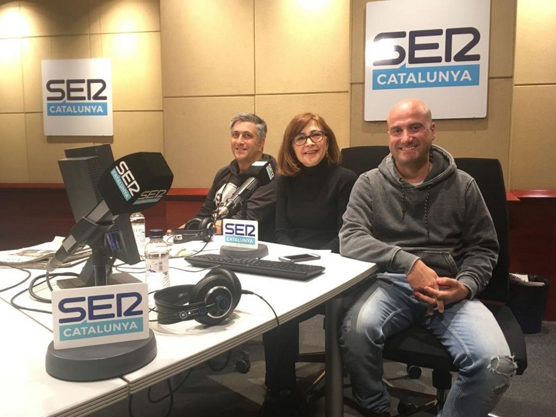 Diego Lorca i Pako Merino amb Rosa Badia, als estudis de SER Catalunya. Diego Lorca i Pako Merino amb Rosa Badia, als estudis de SER Catalunya.
