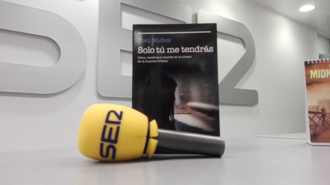 "Este libro lo que hace es explicar qué sucedió antes y después del crimen"