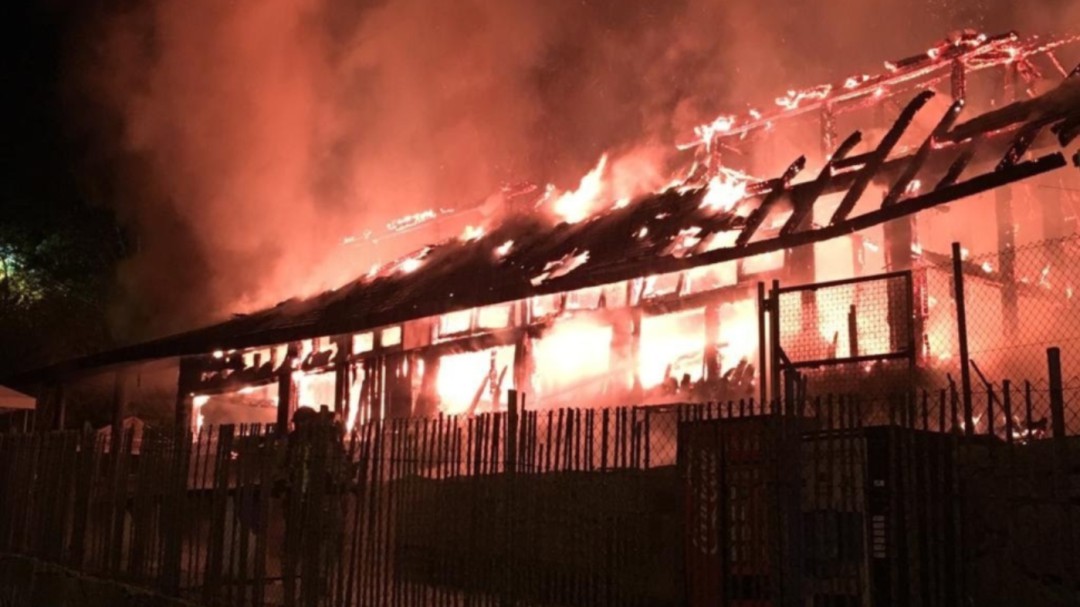 Arde A Chavasqueira