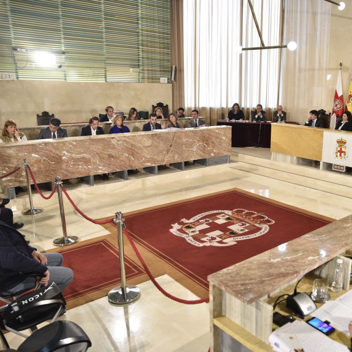 Nueve partidos para disputarse los 27 concejales de la capital