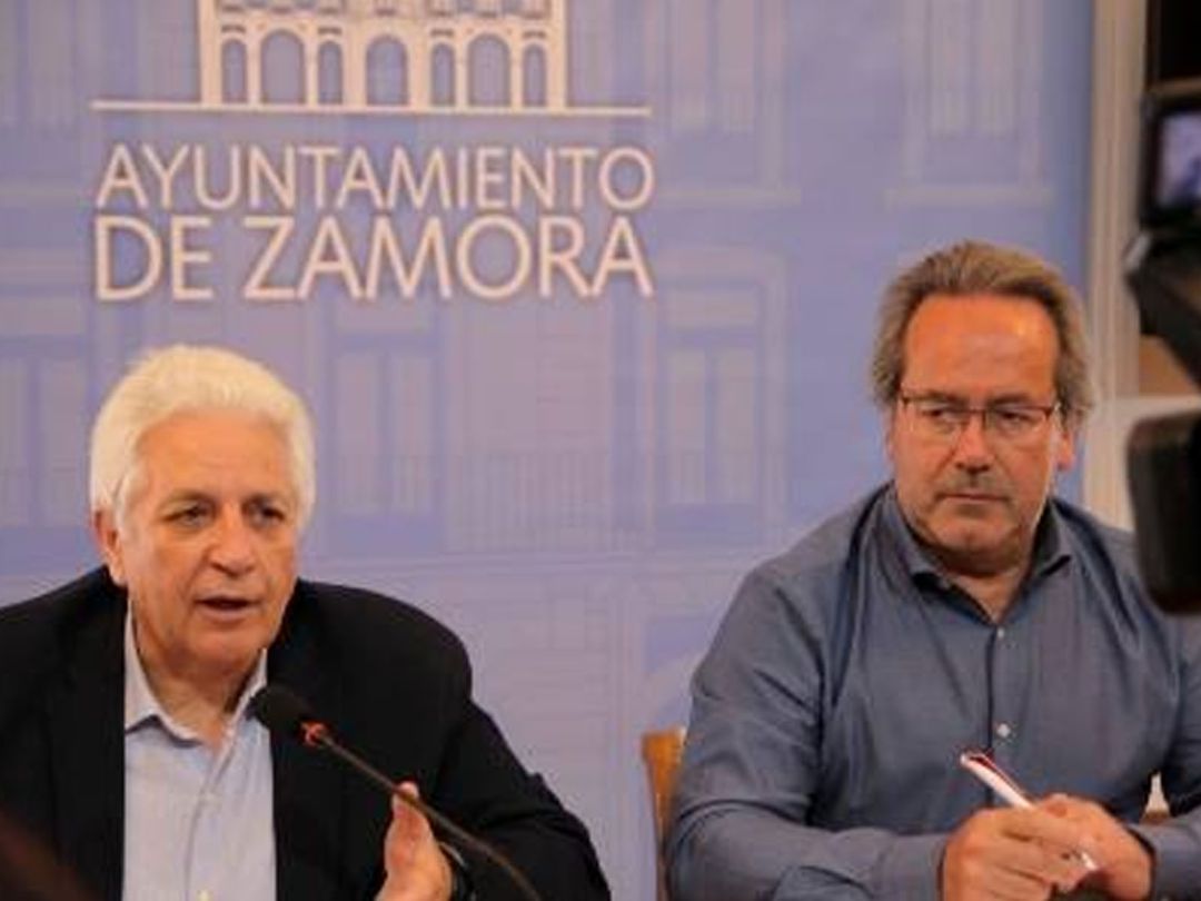 Jose Carlos Calzada y Francisco Guarido en la rueda de prensa posterior a la Junta Local de Gobierno Jose Carlos Calzada y Francisco Guarido en la rueda de prensa posterior a la Junta Local de Gobierno