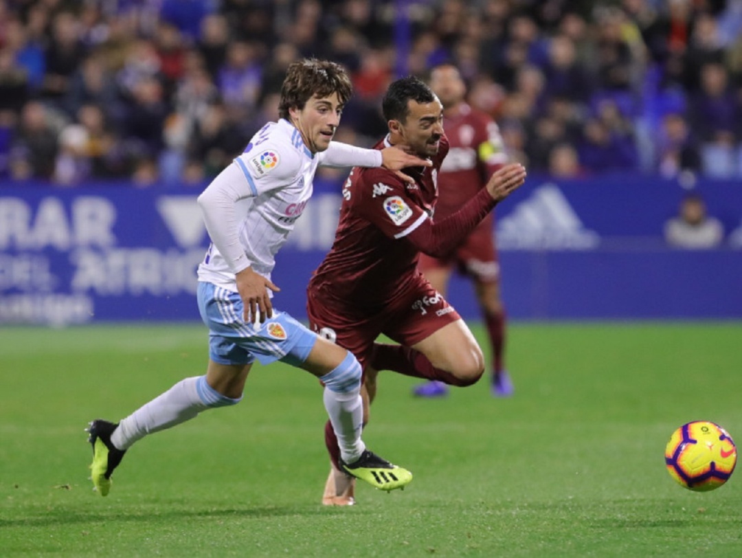 Delmás, en una imagen del partido de la primera vuelta, será titular en Córdoba Delmás, en una imagen del partido de la primera vuelta, será titular en Córdoba