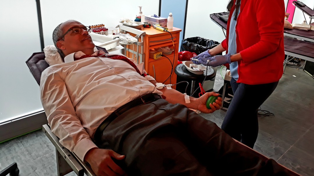 Van Grieken apoya las jornadas de donación en el Hospital Infanta Sofía