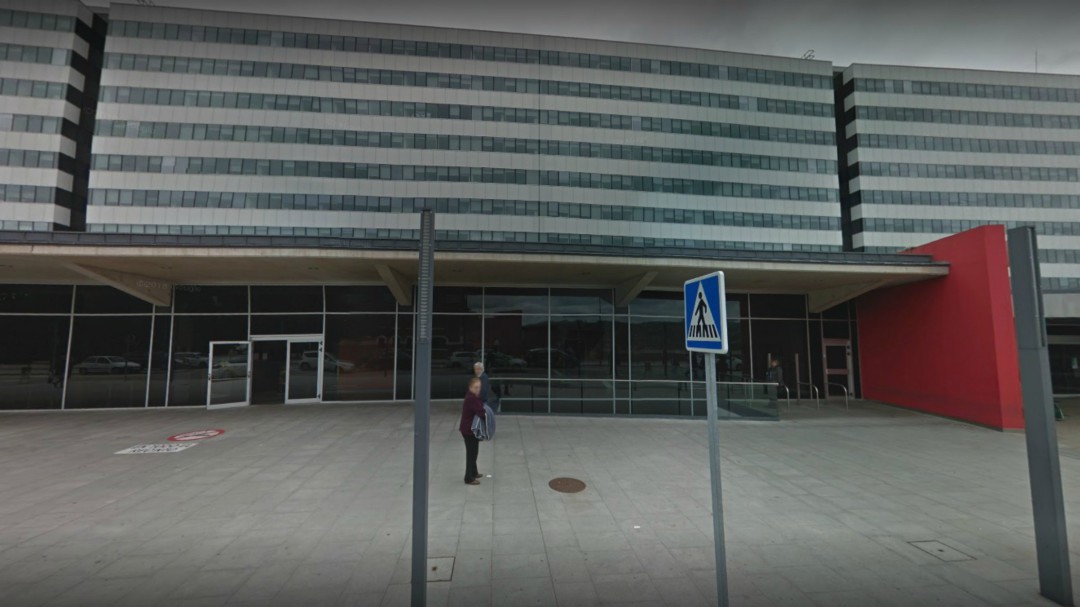 Los médicos advirtieron del riesgo de muerte fetal para obligar a una mujer a parir en el hospital en lugar de en casa