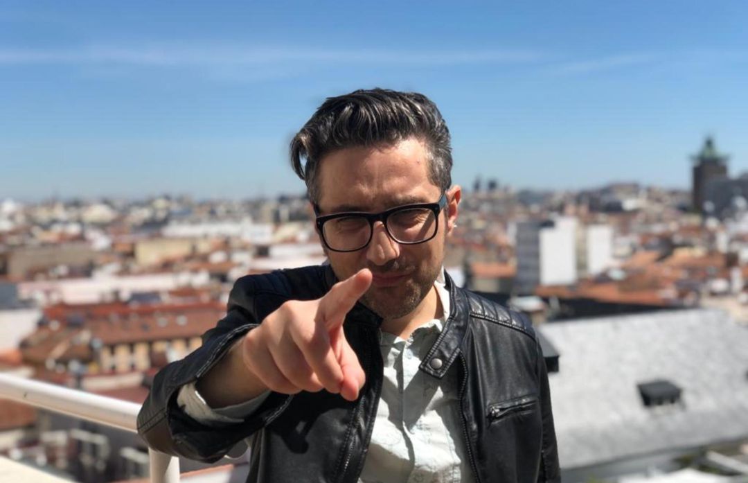 "La identidad de cada uno es el resultado de las experiencias que vivimos" "La identidad de cada uno es el resultado de las experiencias que vivimos"