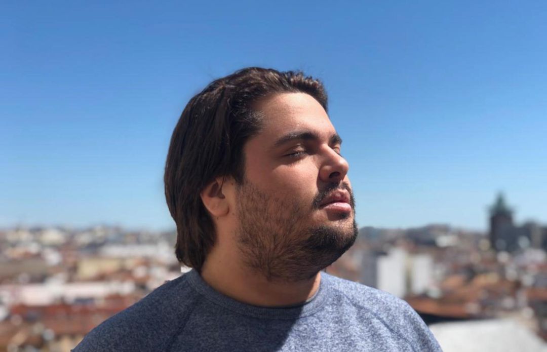 Brays Efe: "No se puede decir que alguien se ha suicidado por fracasar, tiene explicaciones más profundas" Brays Efe: "No se puede decir que alguien se ha suicidado por fracasar, tiene explicaciones más profundas"