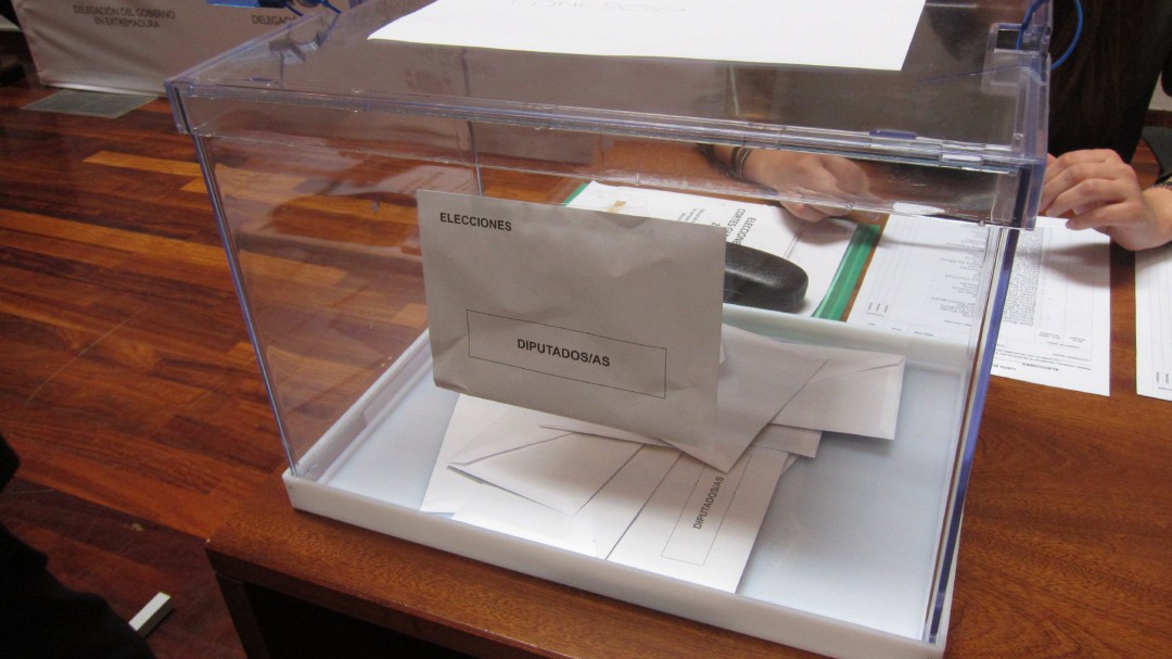 Investigado un vecino de Olivares por votar dos veces