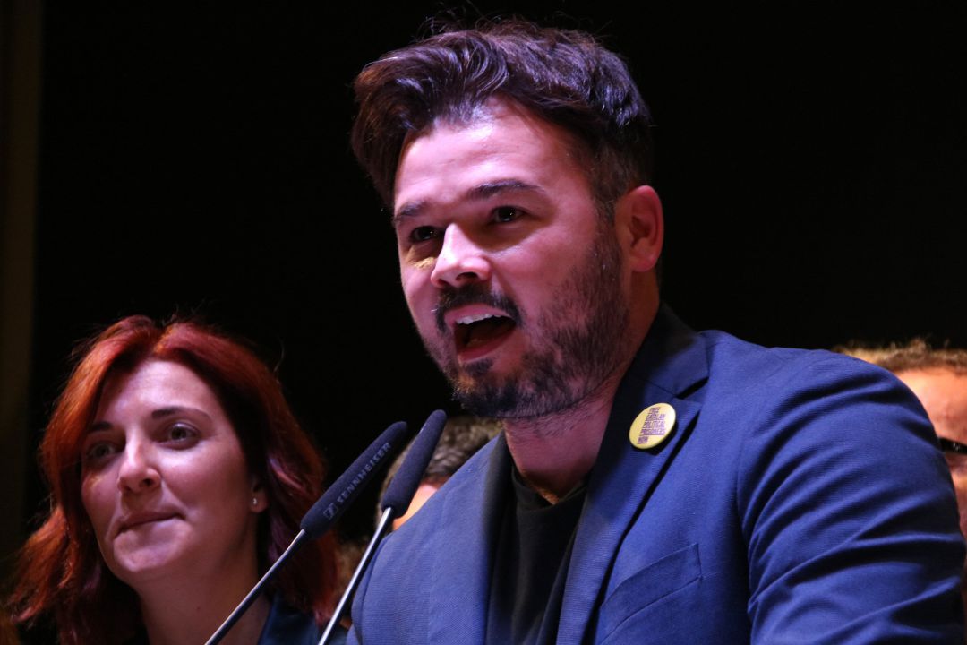 Gabriel Rufián en su rueda de prensa tras las elecciones Gabriel Rufián en su rueda de prensa tras las elecciones